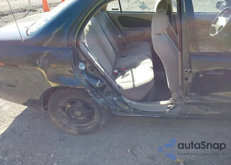 2000 Chevrolet Prizm from USA, damaged, VIN 1Y1SK5284YZ427445